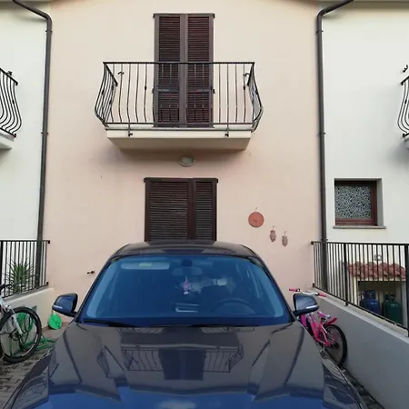 Hébergement de vacances Casa House Chiara *